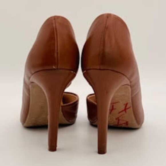 Qupid Pointed Toe Stiletto Heels Brown Faux Leather Women’s Size 7 - Picture 4 of 14